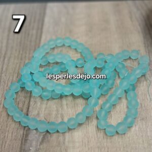 perles givrées bleu clair 8mm