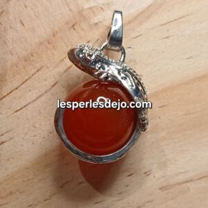 Pendentif lézard en agate cornaline