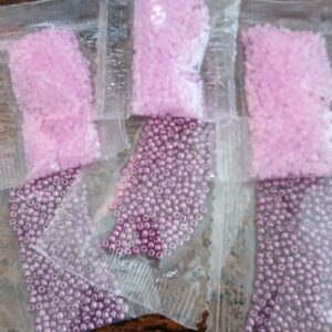30 gr environ - perles de rocailles rondes 2mm - tons rose - lot 7